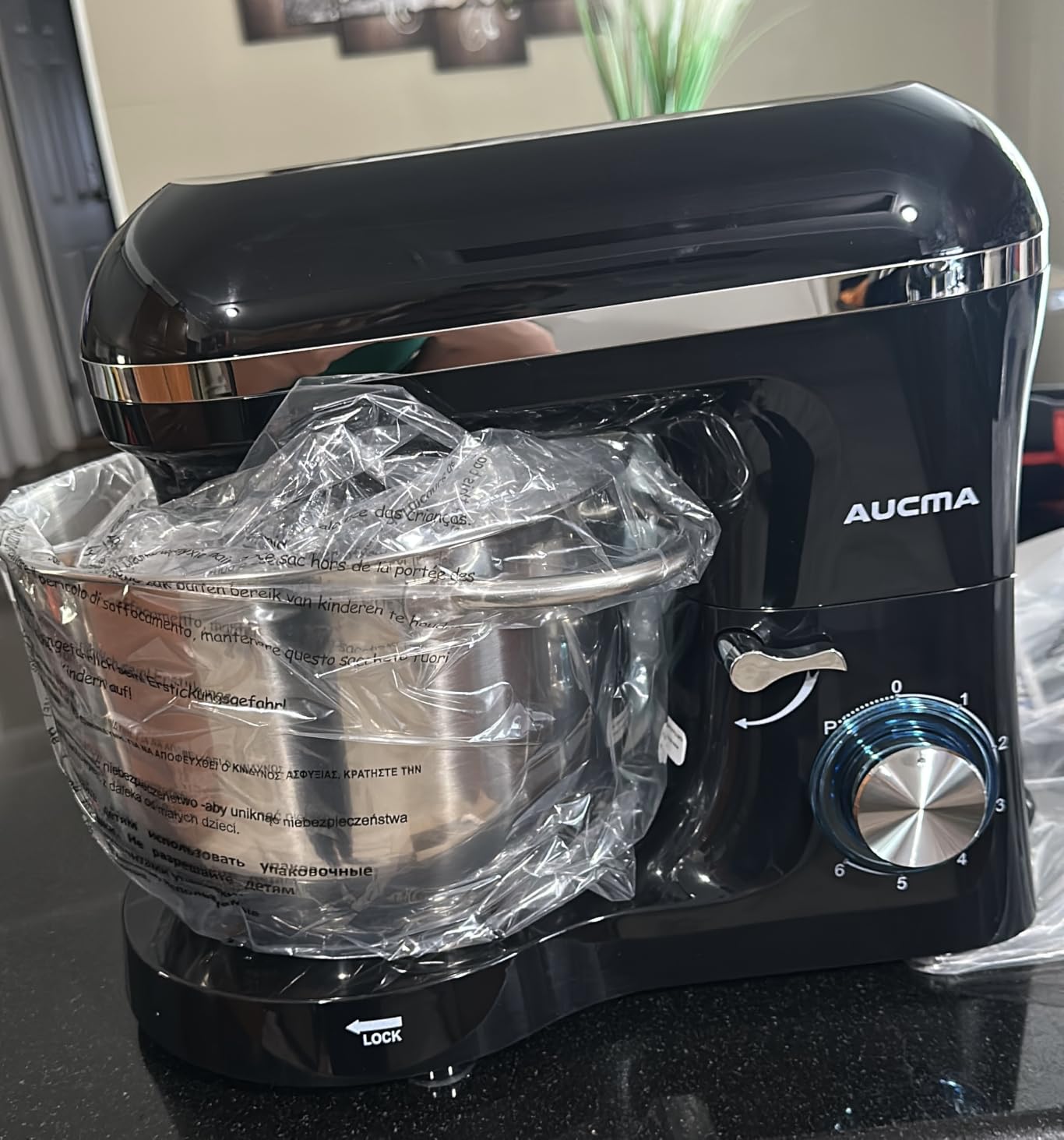 Aucma Stand Mixer,6.5-QT 660W 6-Speed Tilt-Head Food Mixer, Kitchen Electric Mixer with Dough Hook, Wire Whip & Beater (Champagne, 6.5QT) customer photo 1