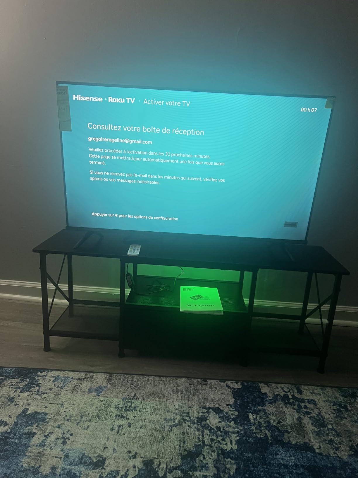 Hisense 32-Inch Class H4 Series LED Roku Smart TV with Alexa Compatibility (32H4F, 2020 Model) customer photo 2