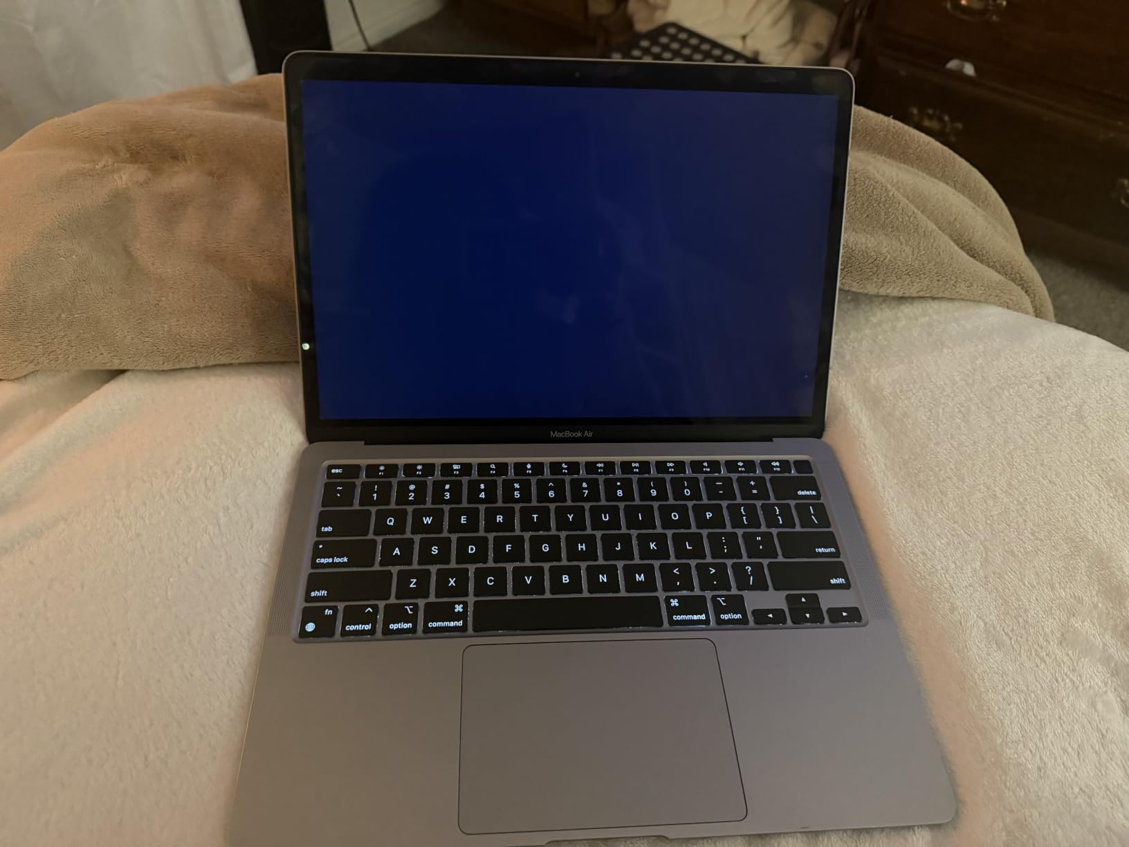 MacBook Air M1 13-Inch customer photo 1