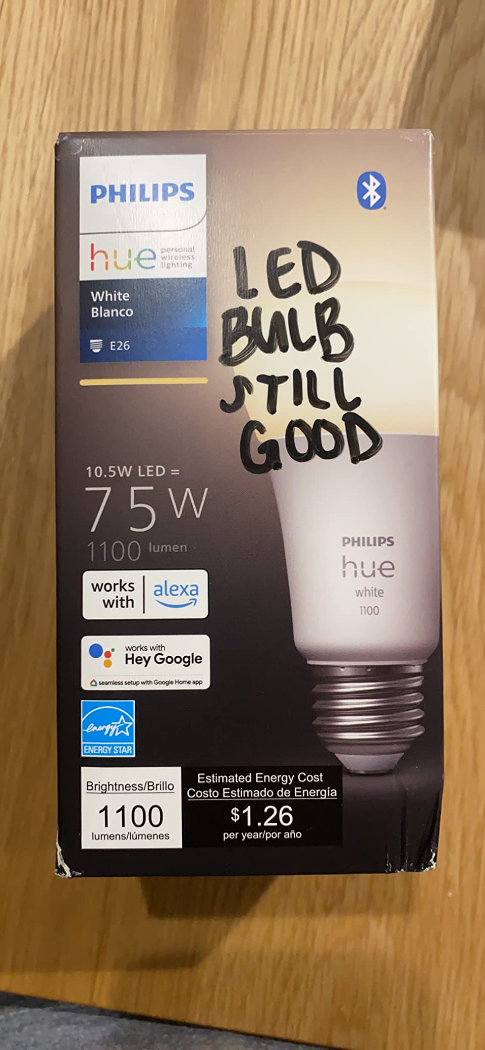 Philips Hue Smart 75W A19 LED Bulb - Soft Warm White Light - 1 Pack - 1100LM - E26 - Indoor - Control with Hue App - Works with Alexa, Google Assistant and Apple Homekit customer photo 1
