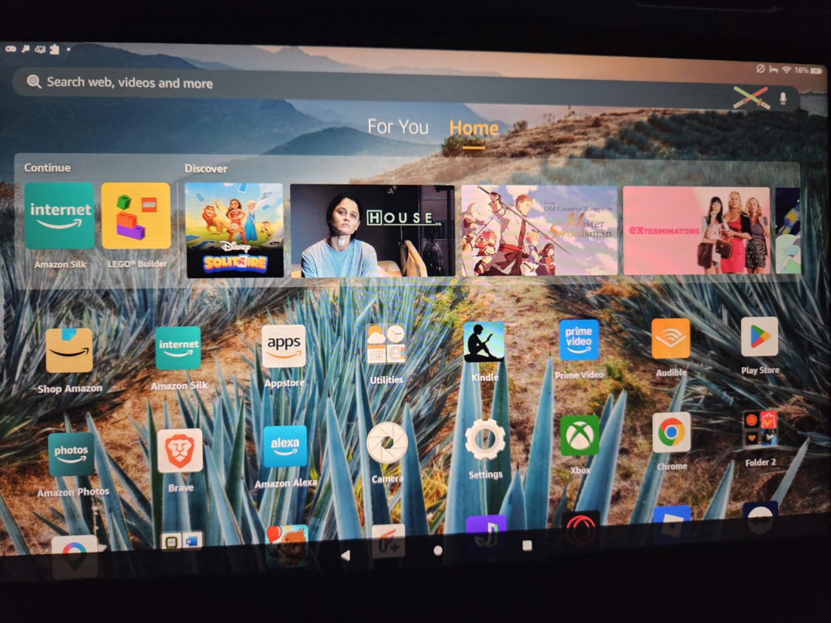 Amazon Fire Max 11 tablet (newest model) vivid 11” display, all-in-one for streaming, reading, and gaming, 14-hour battery life, optional stylus and keyboard, 64 GB, Gray customer photo 1
