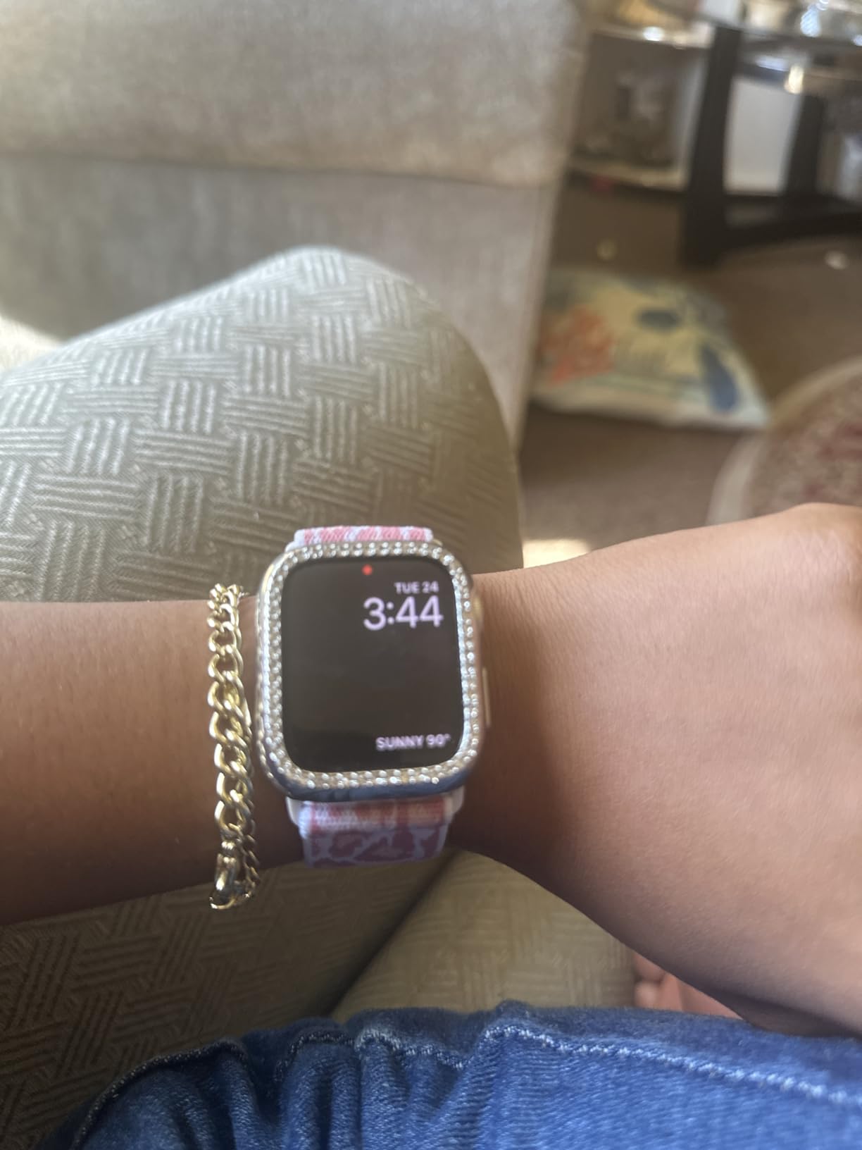 Apple Watch Series 8 [GPS, 41mm] - Starlight Aluminum Case with Starlight Sport Band, S/M (Renewed) customer photo 1