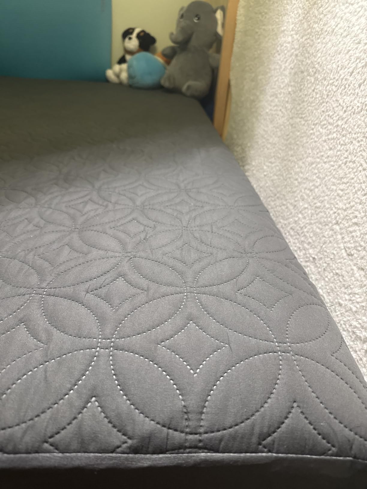 BEDLORE Waterproof Mattress Protector, King Size Mattress Pad customer photo 1