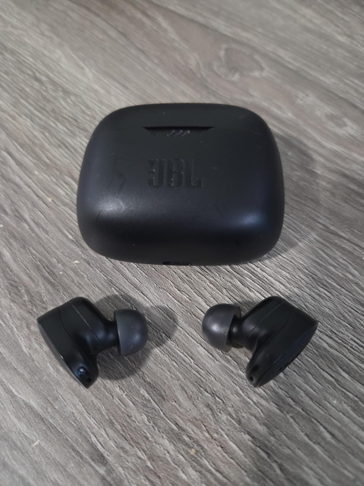 JBL Tune Buds - Noise Cancelling Earbuds - Black customer photo 2