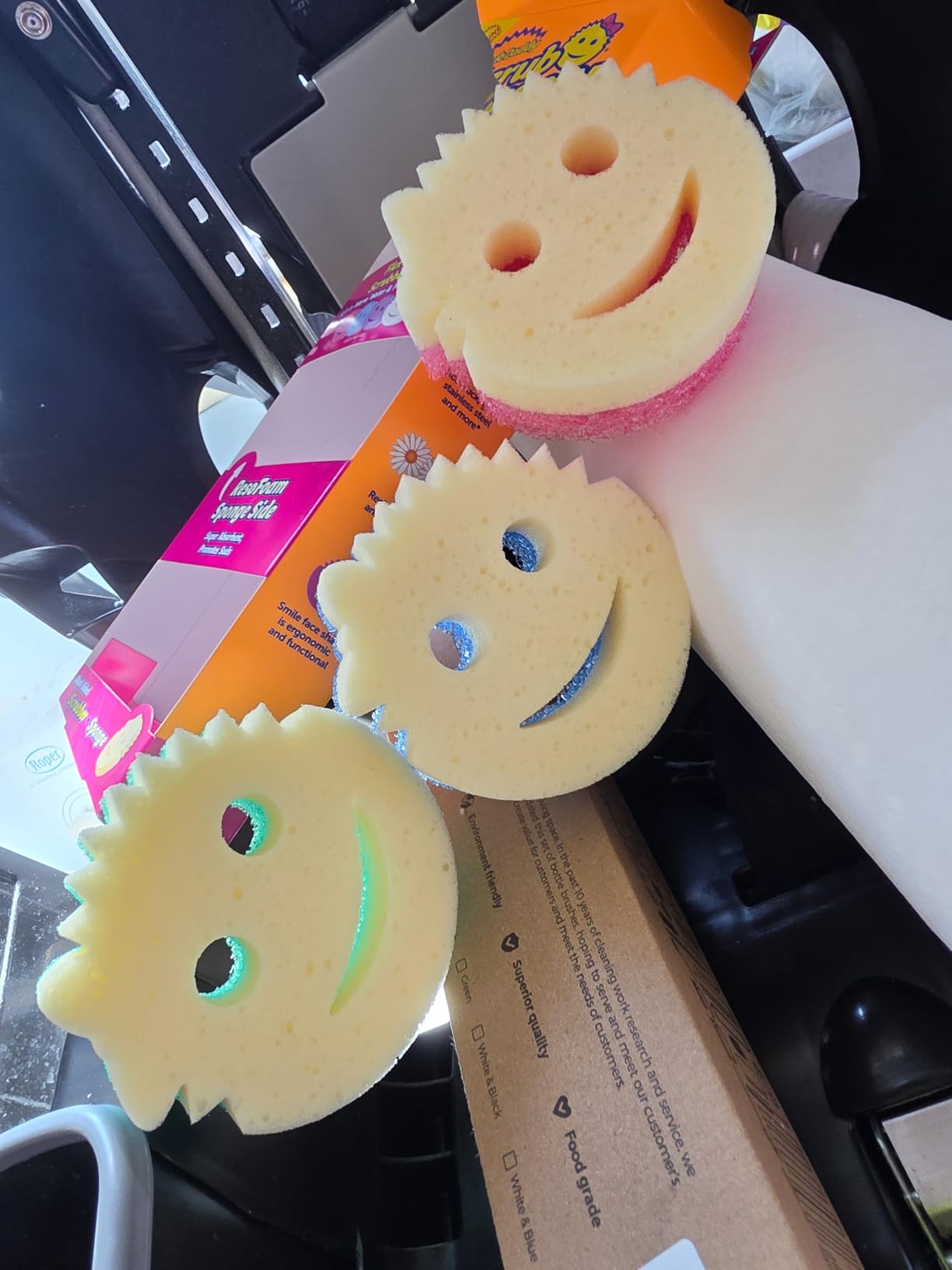 Scrub Mommy Kitchen Sponges - Dual-Sided Dish Sponges for Scrubbing - Non-Scratch Cleaning Sponges for Washing Dishes, Bathroom & Multi-Surface Cleaning - Online Exclusive (3 Count) customer photo 1