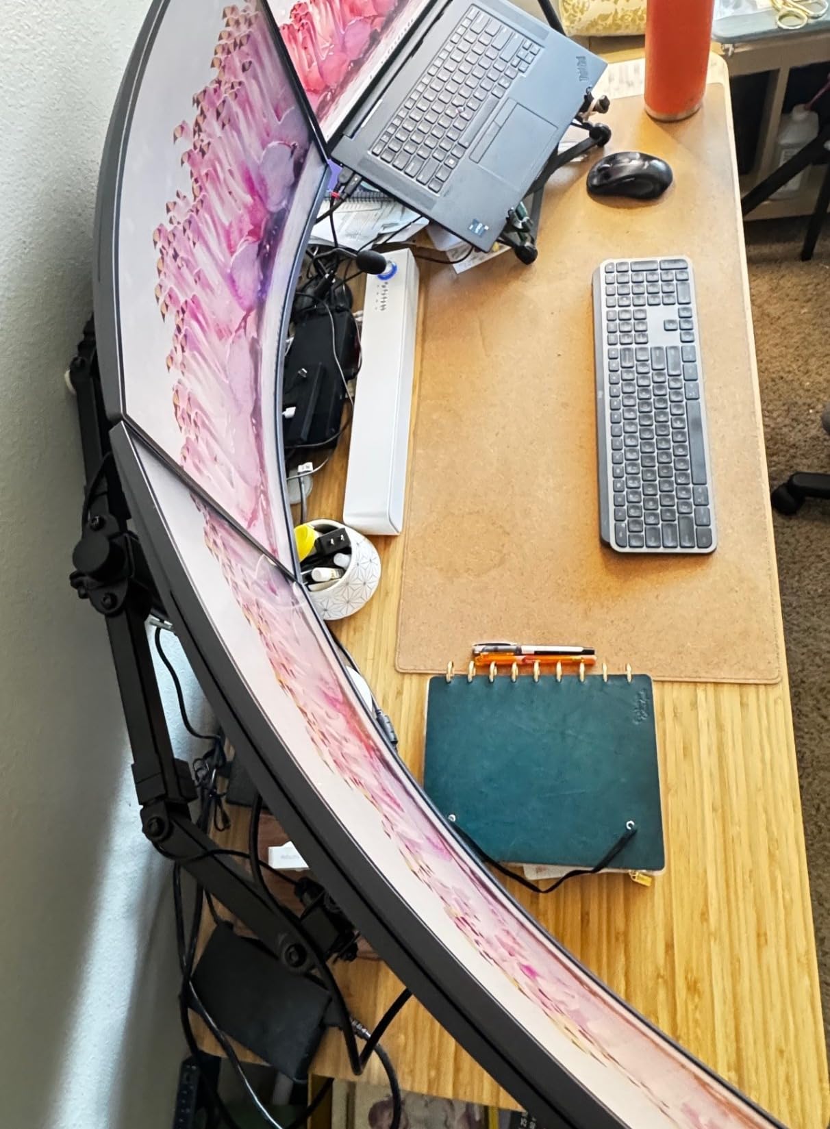 LG 27GS60QC-B customer photo 2