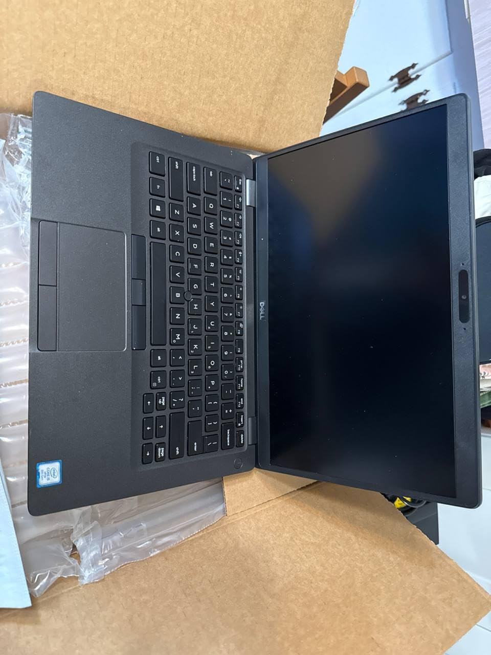 Dell Latitude 5400 Laptop Touchscreen | 14