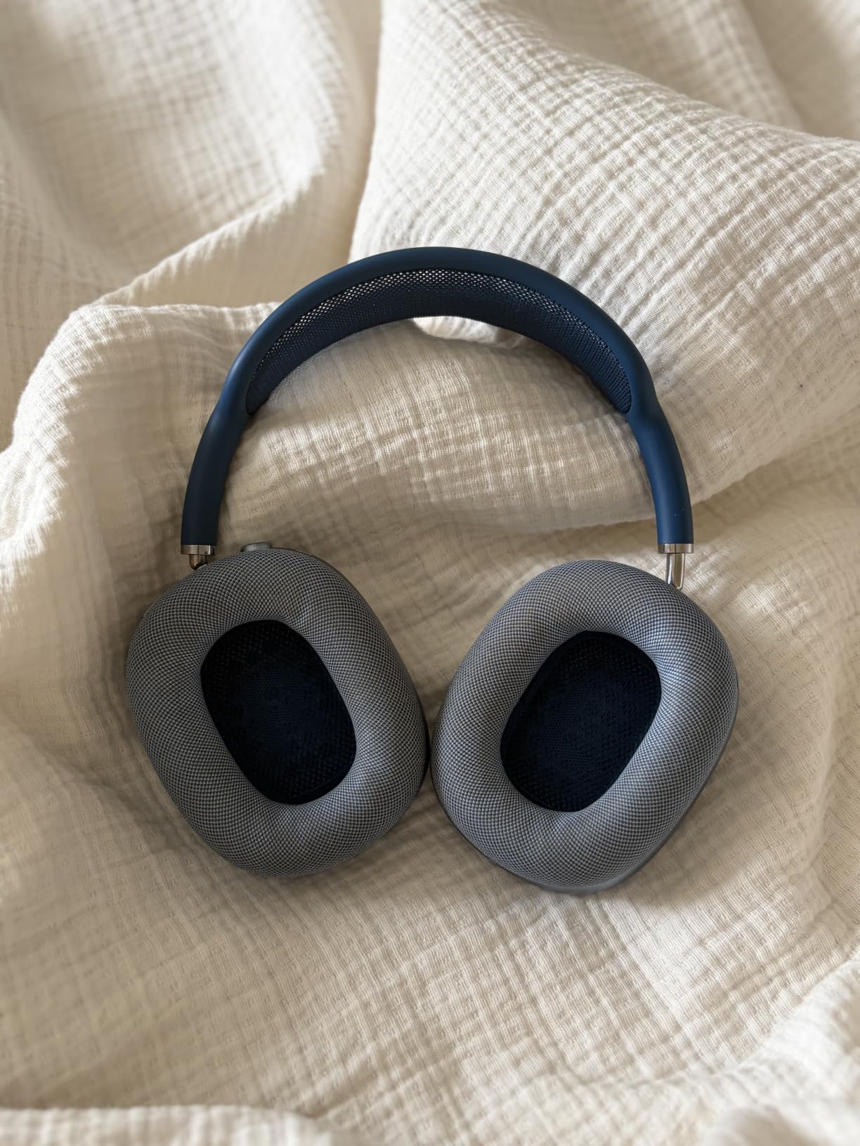 Apple AirPods Max customer photo 2