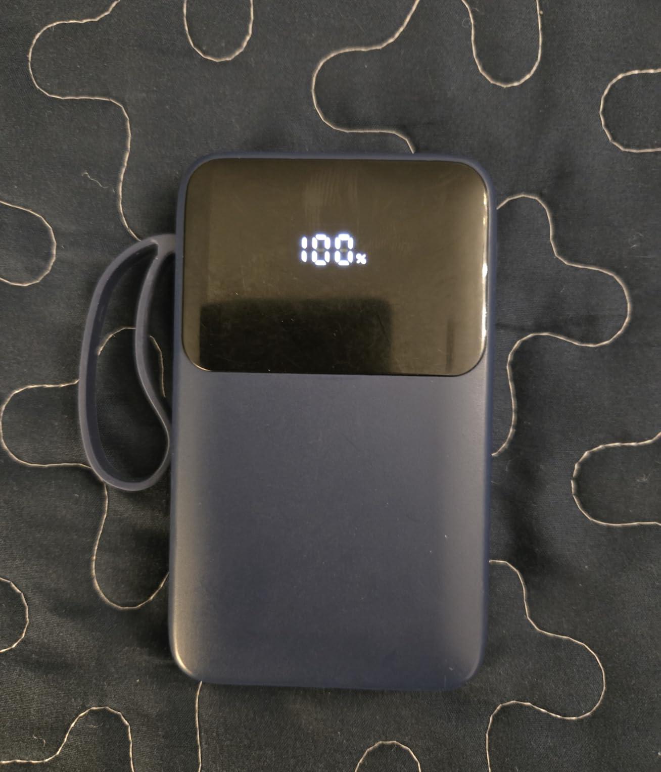 HELLEE 15000mAh Portable Charger Power Bank, 45% Smaller Built-in 4 Cables customer photo 1