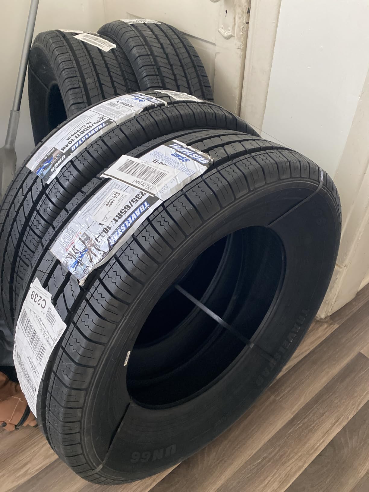 Set of 4 Travelstar UN66 245/60R18 105V High Performance CUV/SUV Tires customer photo 2