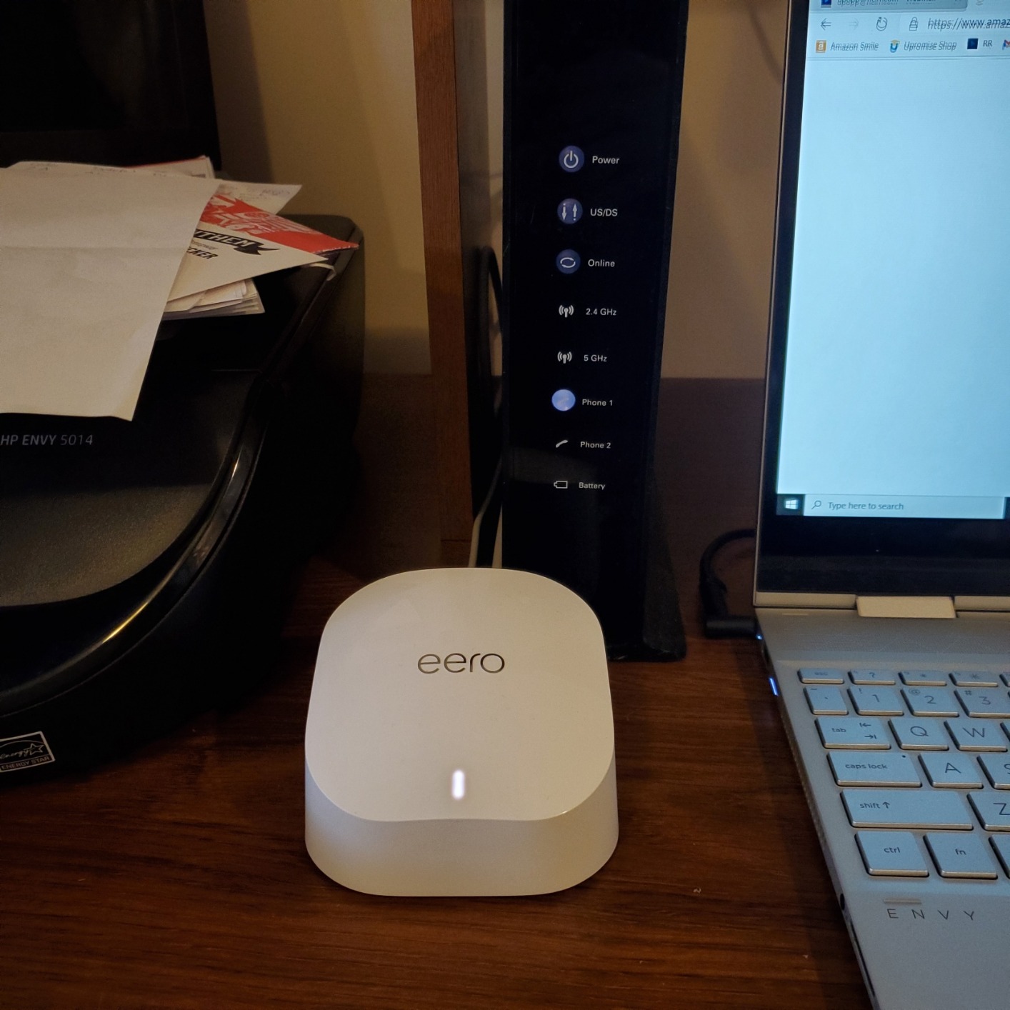 Amazon eero 6 mesh wifi system - Supports internet plans up to 500 Mbps, Coverage up to 4,500 sq. ft., Connect 75+ devices, 3-pack (1 router + 2 extenders) customer photo 2